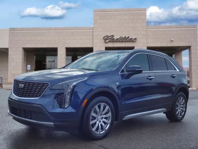 2022 Cadillac XT4 Premium Luxury