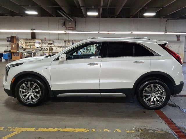 2022 Cadillac XT4 Premium Luxury