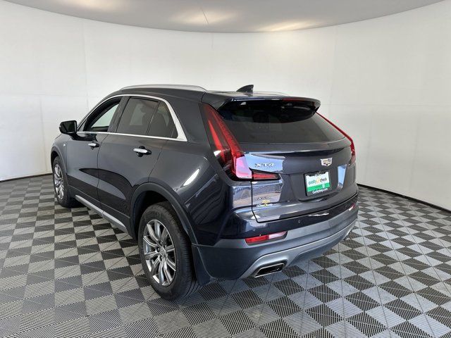 2022 Cadillac XT4 Premium Luxury