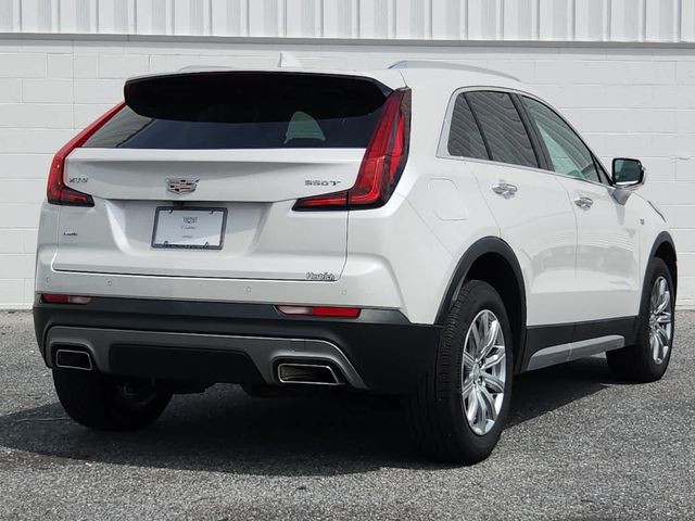 2022 Cadillac XT4 Premium Luxury