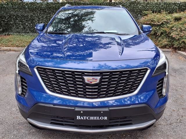 2022 Cadillac XT4 Premium Luxury