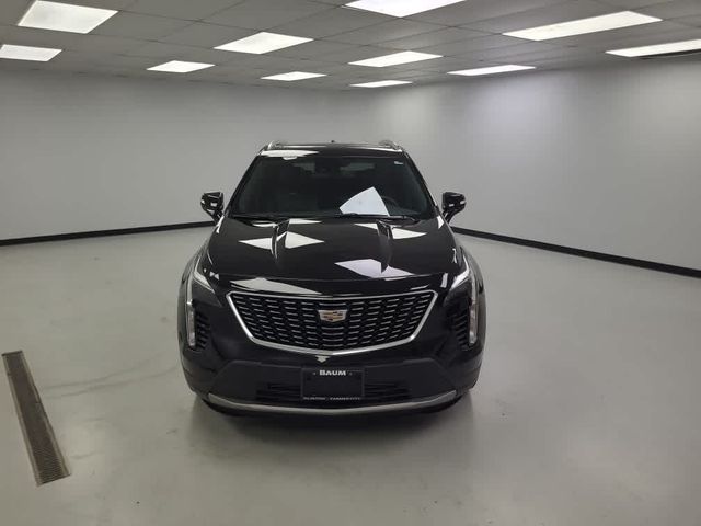 2022 Cadillac XT4 Premium Luxury