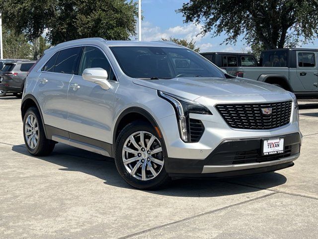 2022 Cadillac XT4 Premium Luxury