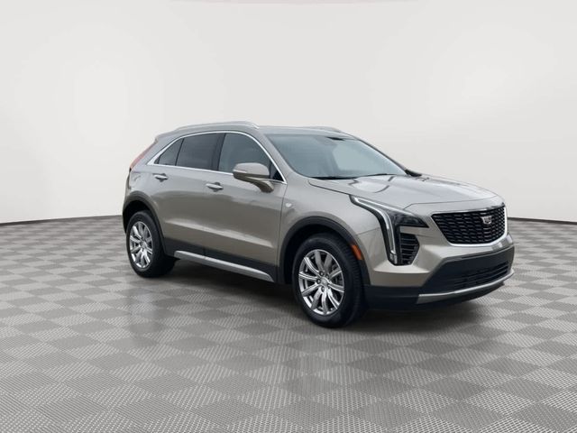 2022 Cadillac XT4 Premium Luxury