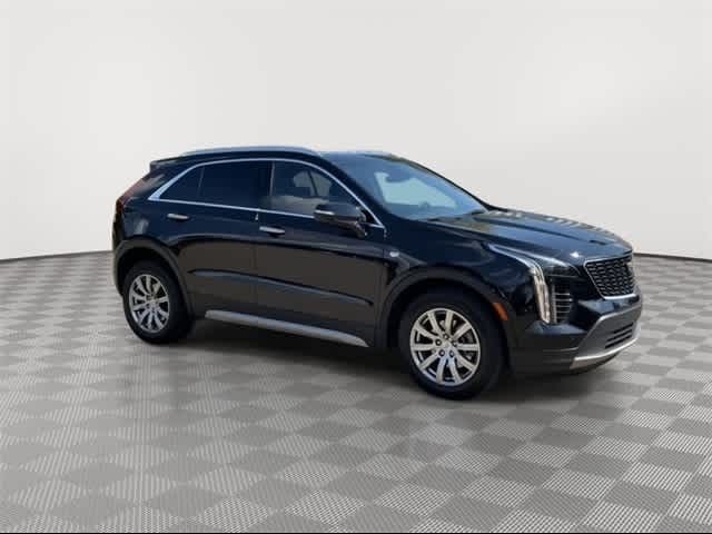 2022 Cadillac XT4 Premium Luxury