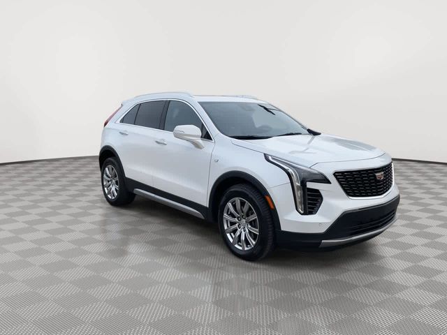 2022 Cadillac XT4 Premium Luxury