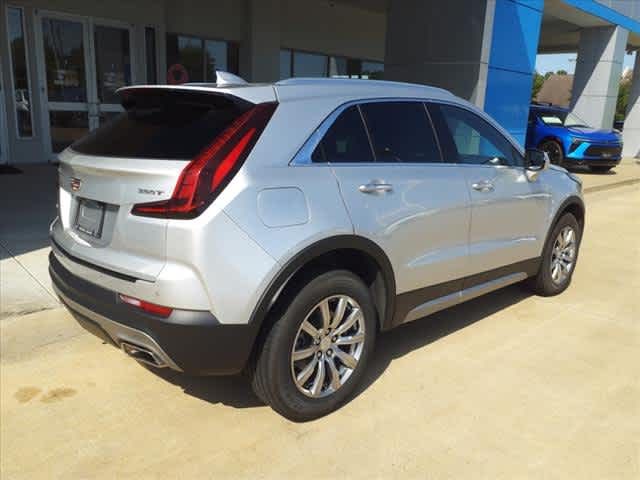 2022 Cadillac XT4 Premium Luxury