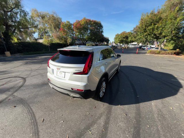 2022 Cadillac XT4 Premium Luxury