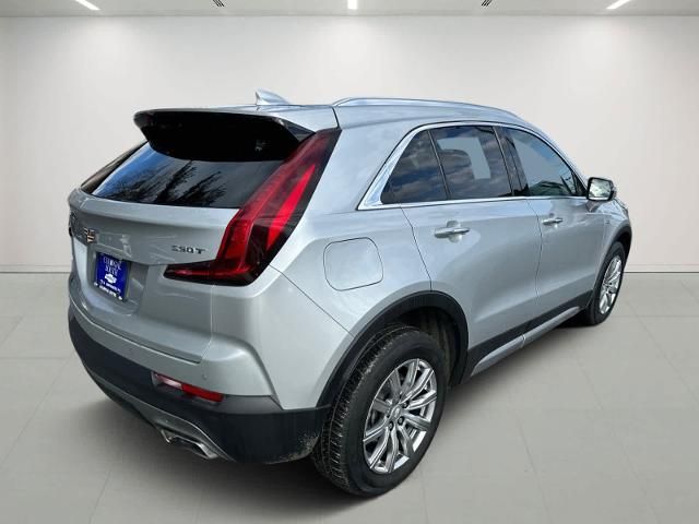2022 Cadillac XT4 Premium Luxury