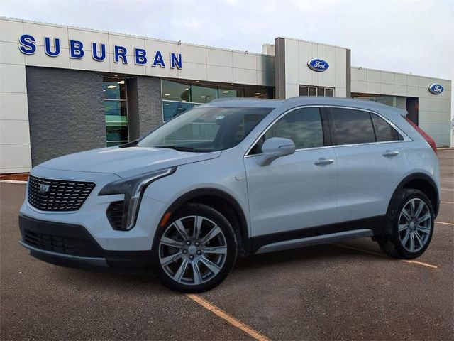 2022 Cadillac XT4 Premium Luxury