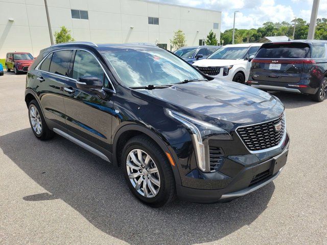 2022 Cadillac XT4 Premium Luxury