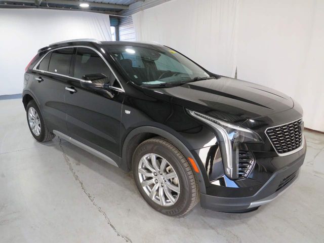 2022 Cadillac XT4 Premium Luxury