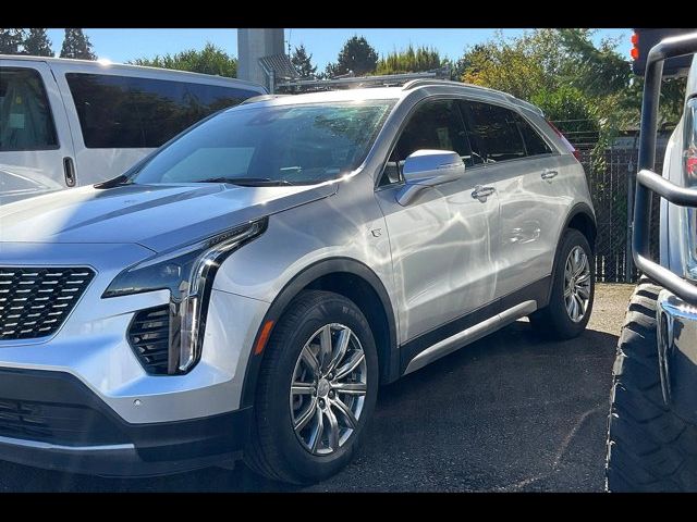 2022 Cadillac XT4 Premium Luxury