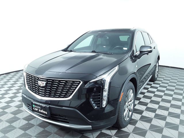 2022 Cadillac XT4 Premium Luxury