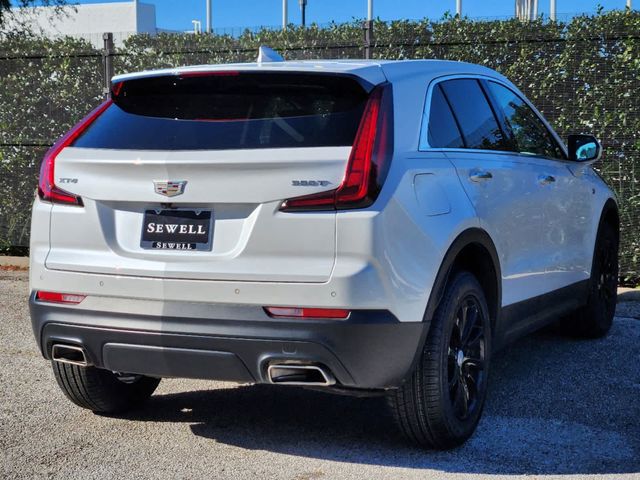 2022 Cadillac XT4 Luxury