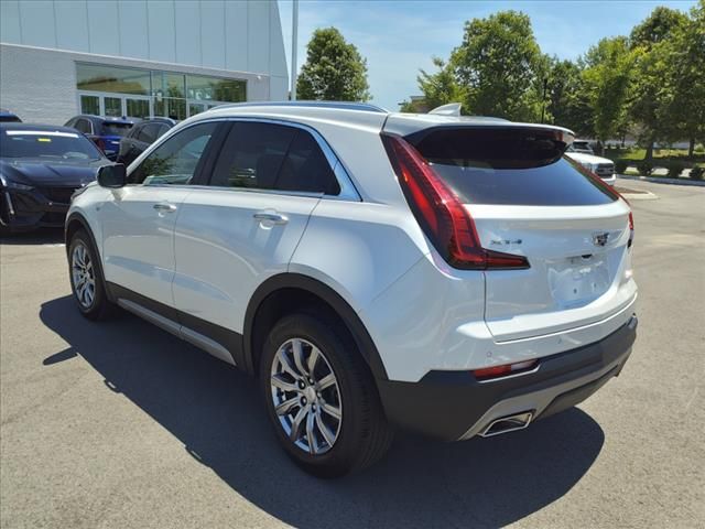 2022 Cadillac XT4 Premium Luxury