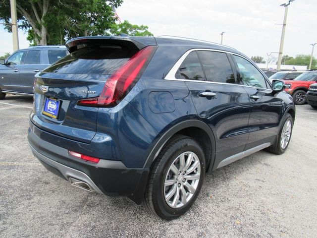 2022 Cadillac XT4 Premium Luxury