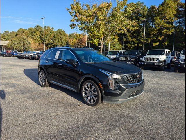 2022 Cadillac XT4 Premium Luxury