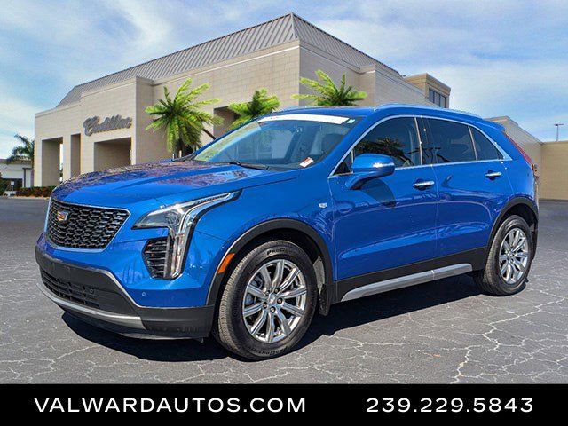 2022 Cadillac XT4 Premium Luxury