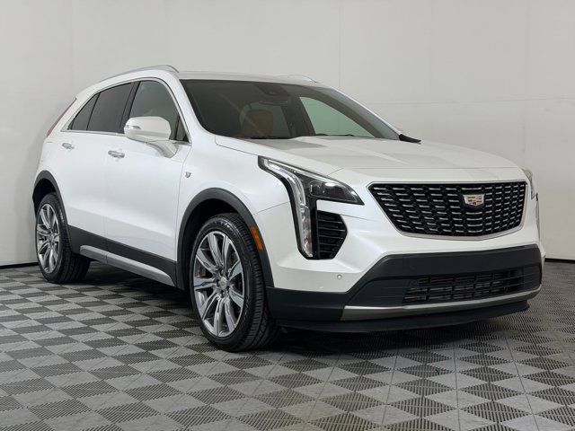 2022 Cadillac XT4 Premium Luxury