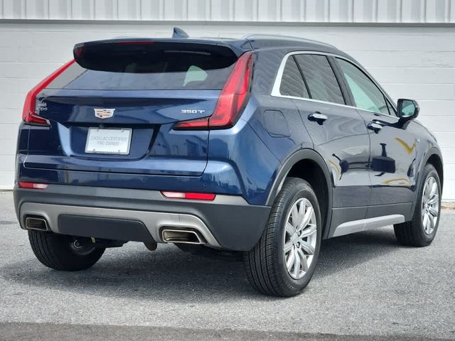 2022 Cadillac XT4 Premium Luxury