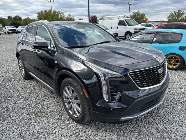 2022 Cadillac XT4 Premium Luxury