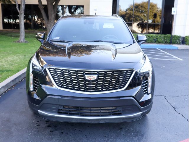 2022 Cadillac XT4 Premium Luxury