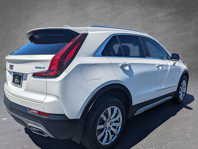 2022 Cadillac XT4 Premium Luxury