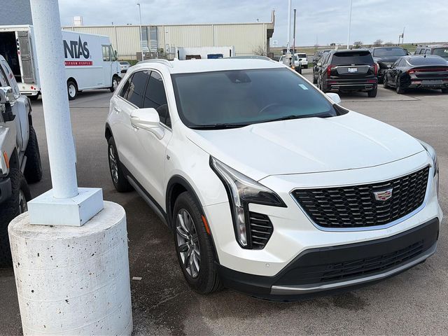 2022 Cadillac XT4 Premium Luxury