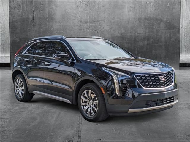 2022 Cadillac XT4 Premium Luxury