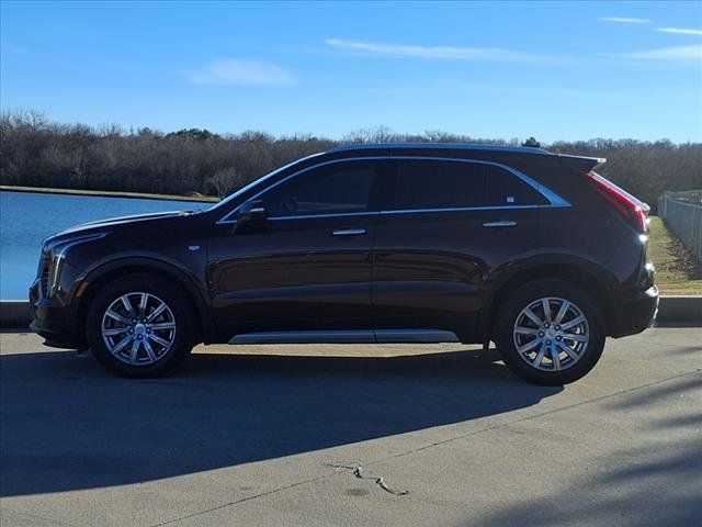 2022 Cadillac XT4 Premium Luxury