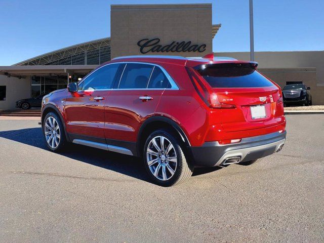 2022 Cadillac XT4 Premium Luxury