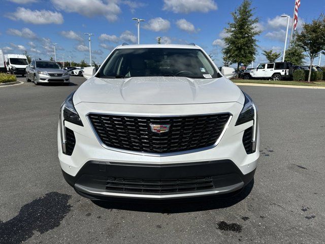 2022 Cadillac XT4 Premium Luxury