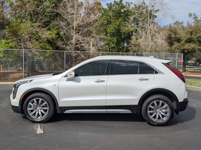 2022 Cadillac XT4 Premium Luxury