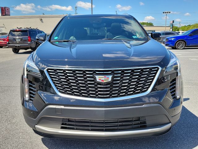 2022 Cadillac XT4 Premium Luxury