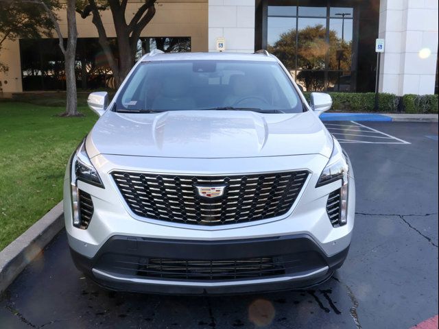 2022 Cadillac XT4 Premium Luxury