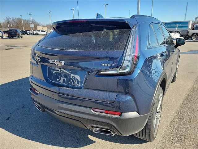 2022 Cadillac XT4 Sport