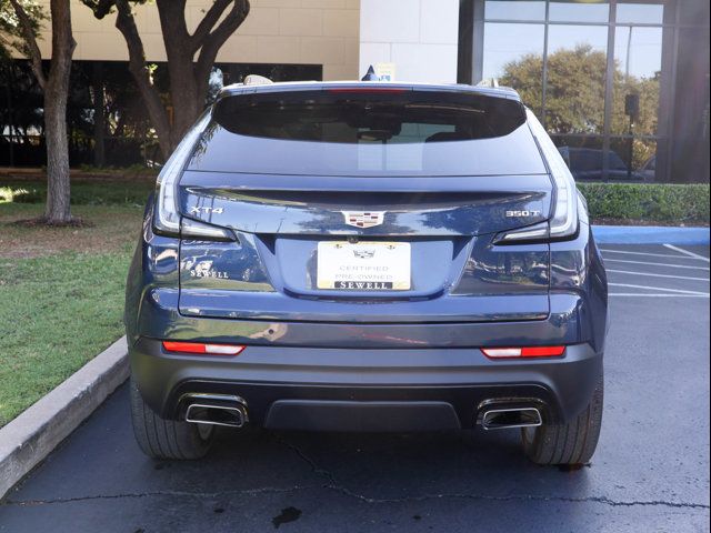 2022 Cadillac XT4 Sport