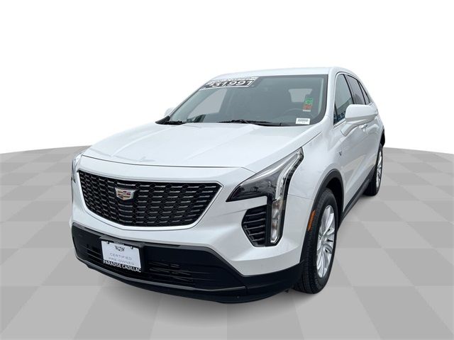 2022 Cadillac XT4 Luxury