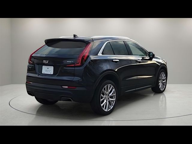 2022 Cadillac XT4 Luxury