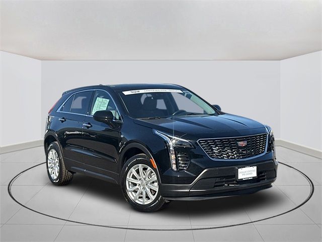 2022 Cadillac XT4 Luxury