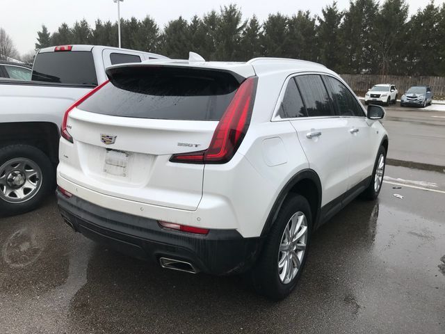 2022 Cadillac XT4 Luxury