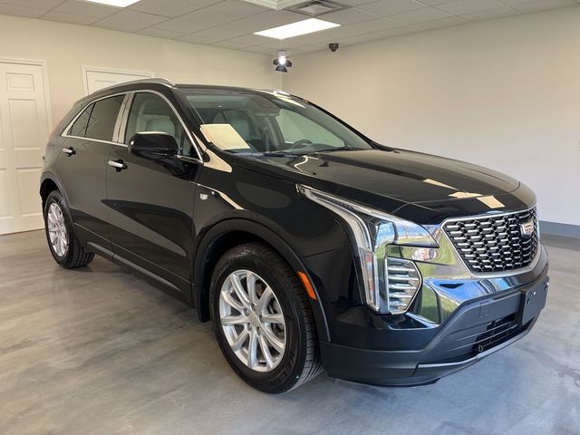 2022 Cadillac XT4 Luxury