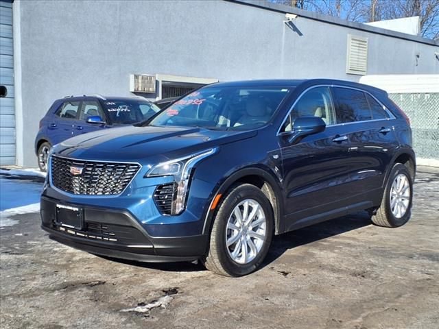 2022 Cadillac XT4 Luxury