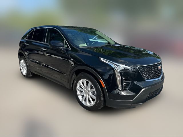 2022 Cadillac XT4 Luxury