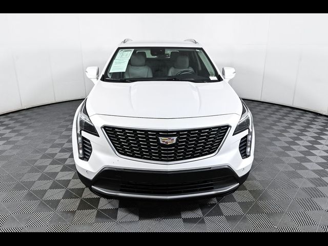 2022 Cadillac XT4 Premium Luxury