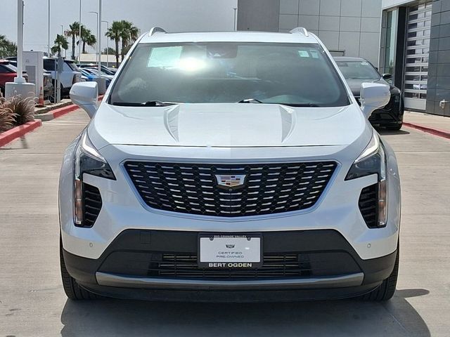 2022 Cadillac XT4 Premium Luxury