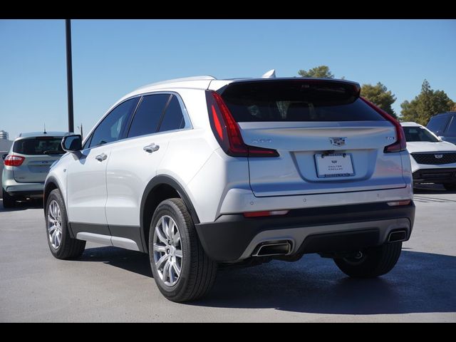 2022 Cadillac XT4 Premium Luxury