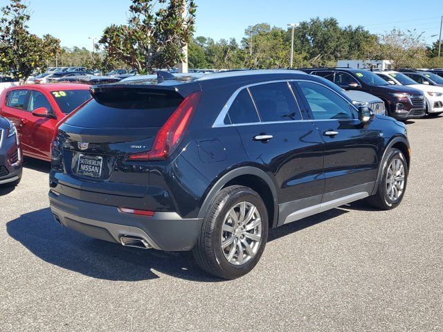 2022 Cadillac XT4 Premium Luxury