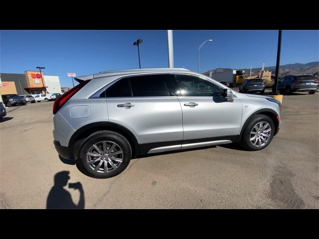 2022 Cadillac XT4 Premium Luxury